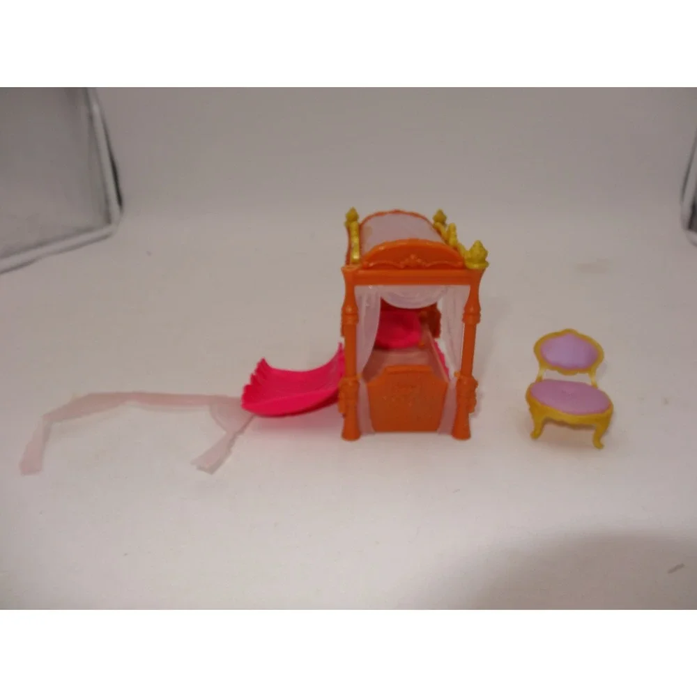 Disney Junior‎ Sofia The First Royal Bed Canopy Dollhouse Furniture Set